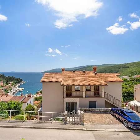Apartment 27 Rabac
